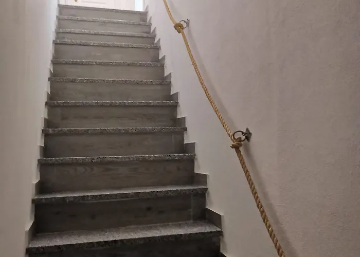 Old Town House * 劳林哈